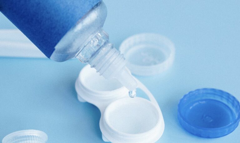 Kontaktlinsen Reinigung